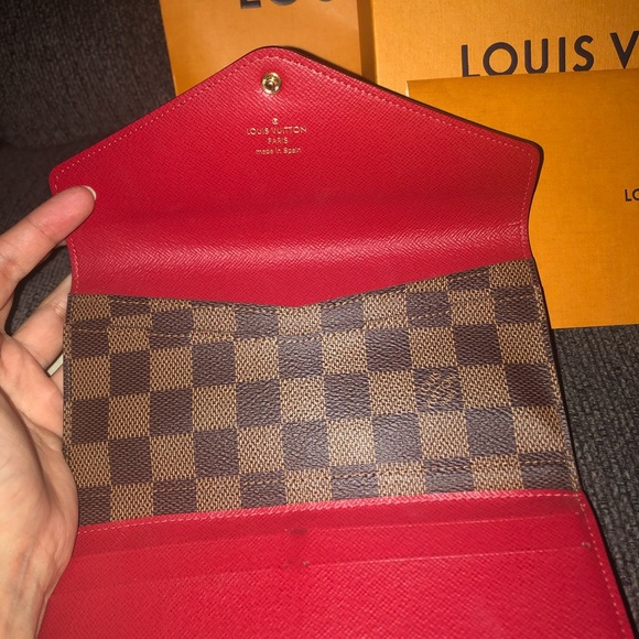 LV Josephine wallet!!! - Picture 5 of 16